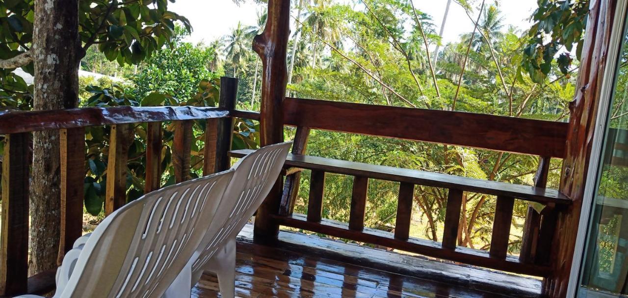 Kohjum Freedom Resort Koh Jum Exterior foto