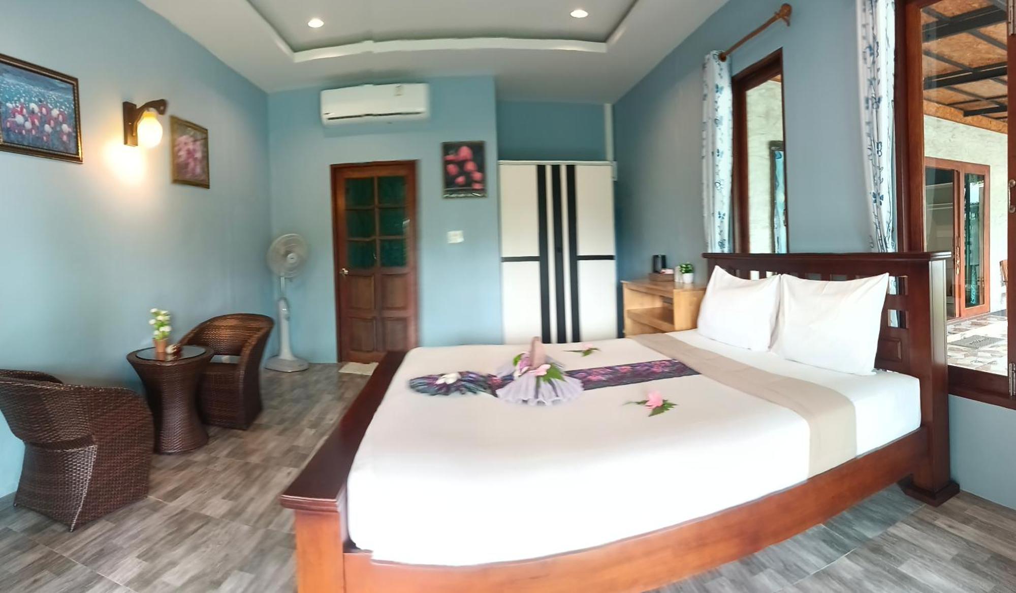 Kohjum Freedom Resort Koh Jum Exterior foto